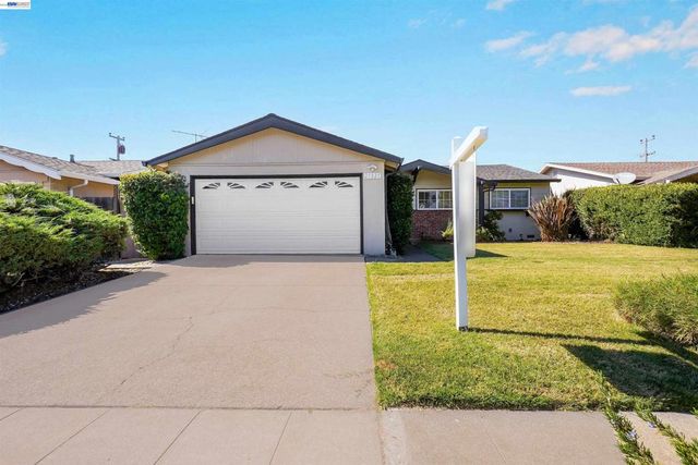 25825 Belhaven St, Hayward, CA 94545