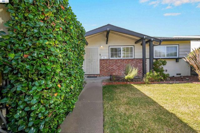 25825 Belhaven St, Hayward, CA 94545