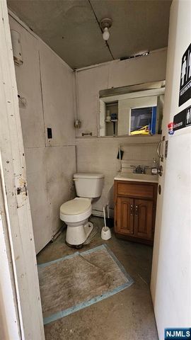 64 State Street, Paterson, NJ 07501
