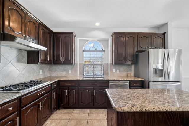 1344 Elise Street, Cedar Hill, TX 75104