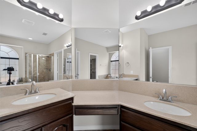 1344 Elise Street, Cedar Hill, TX 75104