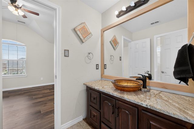 1344 Elise Street, Cedar Hill, TX 75104