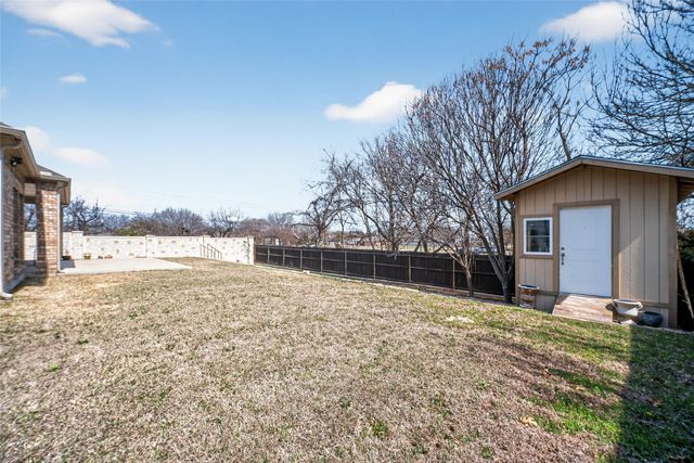 1344 Elise Street, Cedar Hill, TX 75104