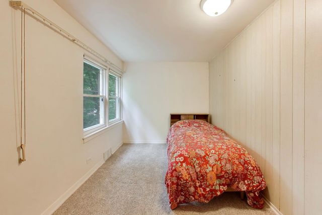6025 N Sacramento Avenue, Chicago, IL 60659