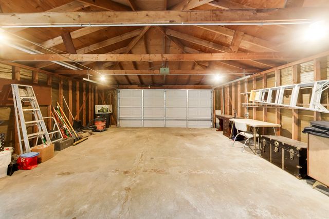 6025 N Sacramento Avenue, Chicago, IL 60659