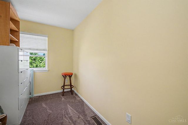 327 Rawling Drive, Harrison, OH 45030