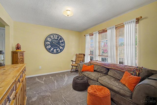 327 Rawling Drive, Harrison, OH 45030