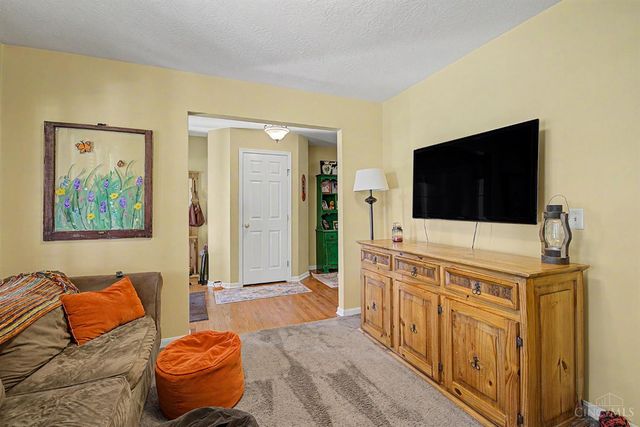 327 Rawling Drive, Harrison, OH 45030