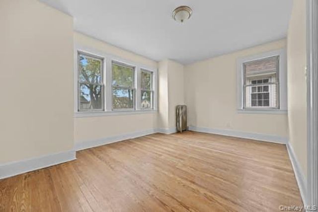 10257 189th Street, Hollis, NY 11423