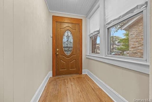10257 189th Street, Hollis, NY 11423