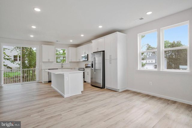 83 CATALPA DR, North East, MD 21901