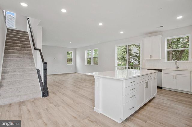 83 CATALPA DR, North East, MD 21901