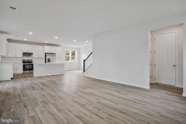 83 CATALPA DR, North East, MD 21901