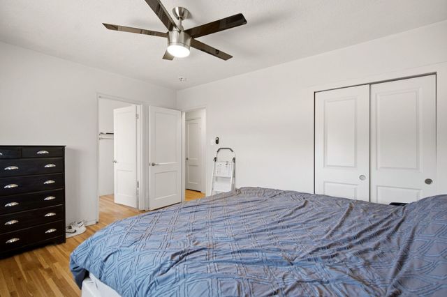 105 Green Valley Road NW, Los Ranchos, NM 87107