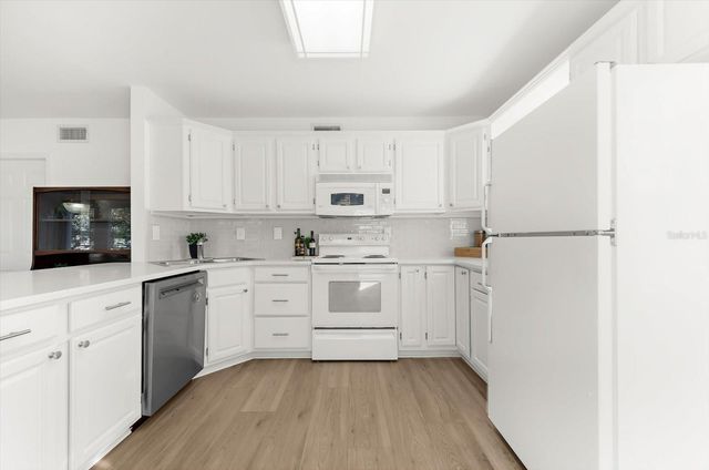 408 GEORGIA AVENUE, Crystal Beach, FL 34681