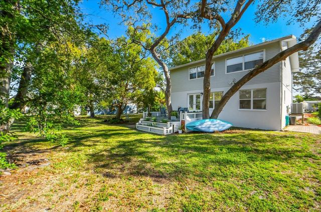 408 GEORGIA AVENUE, Crystal Beach, FL 34681