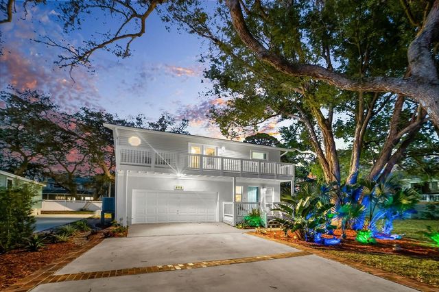 408 GEORGIA AVENUE, Crystal Beach, FL 34681