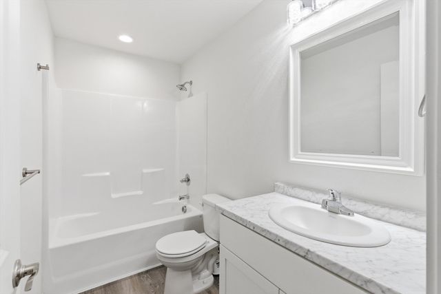 7905 Jacqueline Way, White City, OR 97503