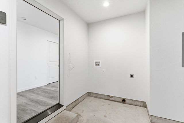 7905 Jacqueline Way, White City, OR 97503