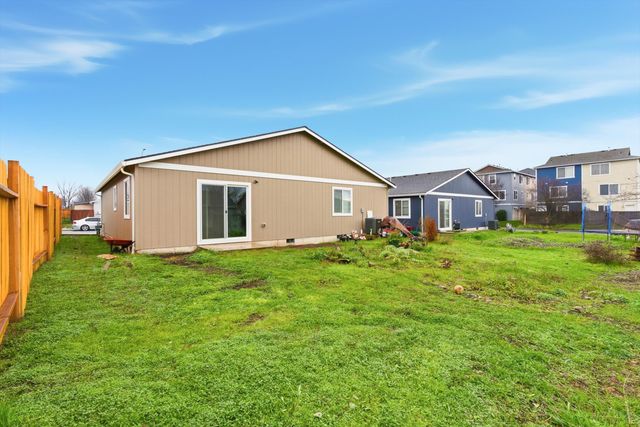 7905 Jacqueline Way, White City, OR 97503