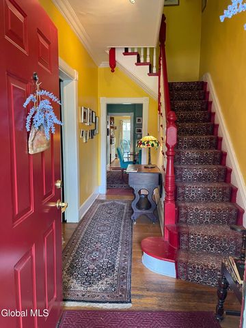 52 S Allen Street, Albany, NY 12208