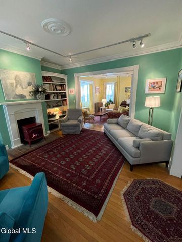 52 S Allen Street, Albany, NY 12208