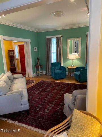 52 S Allen Street, Albany, NY 12208