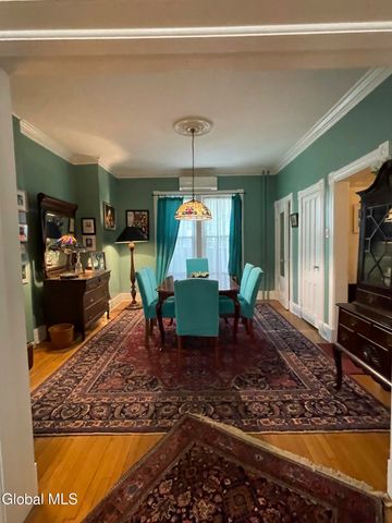 52 S Allen Street, Albany, NY 12208
