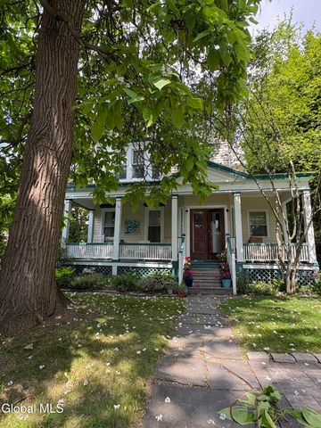 52 S Allen Street, Albany, NY 12208