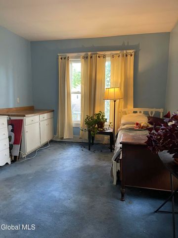 52 S Allen Street, Albany, NY 12208