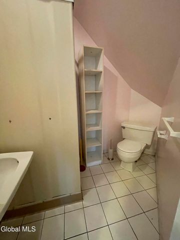 52 S Allen Street, Albany, NY 12208