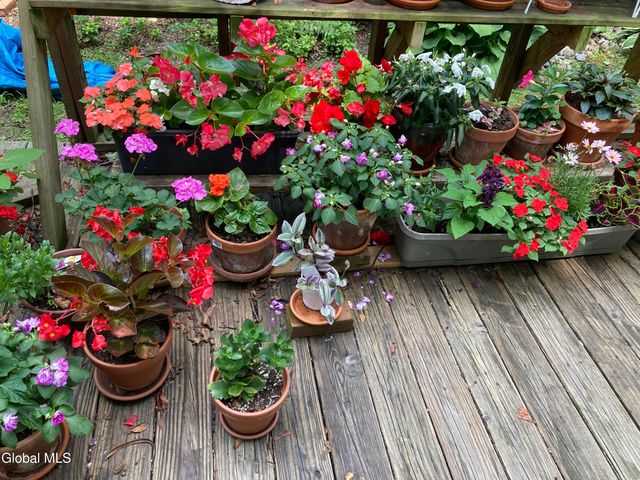 52 S Allen Street, Albany, NY 12208