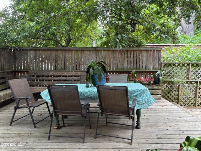 52 S Allen Street, Albany, NY 12208