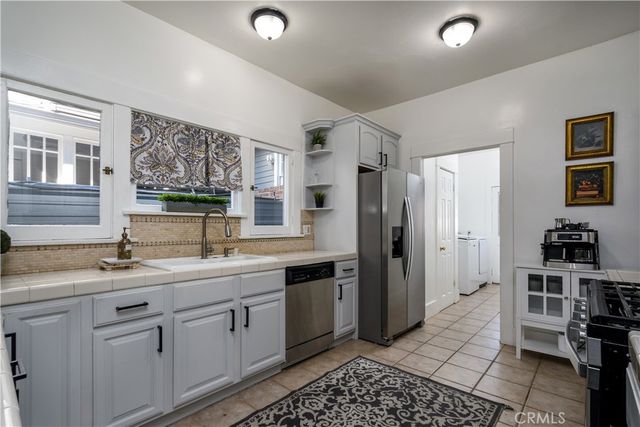6222 Friends, Whittier, CA 90601