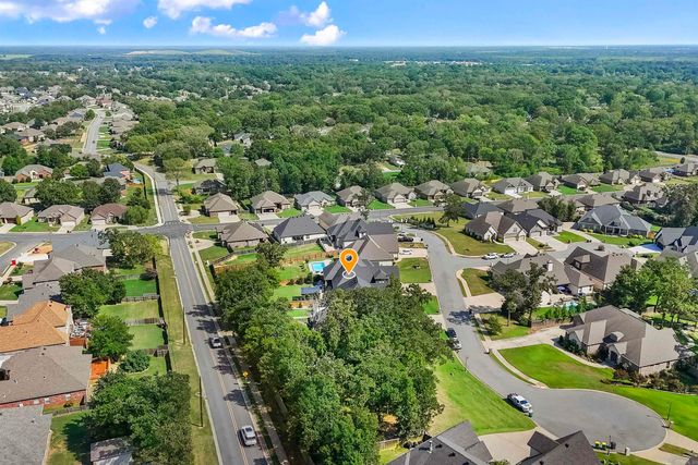 9424 Vale Royal Dr, Sherwood, AR 72120