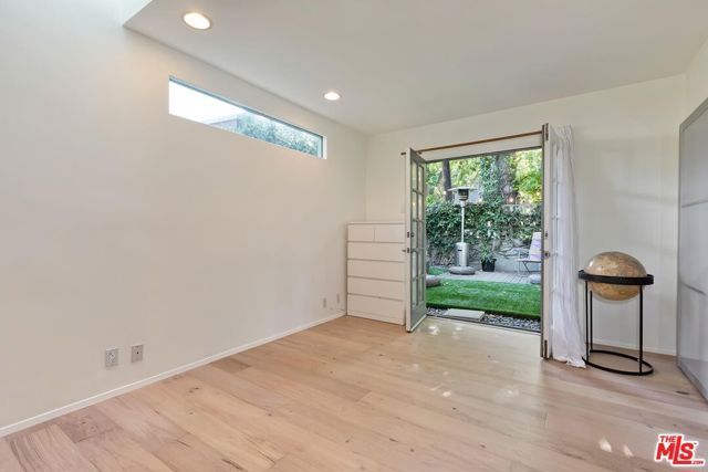7586 Woodrow Wilson Drive, Los Angeles, CA 90046