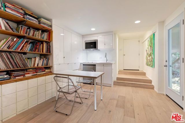 7586 Woodrow Wilson Drive, Los Angeles, CA 90046