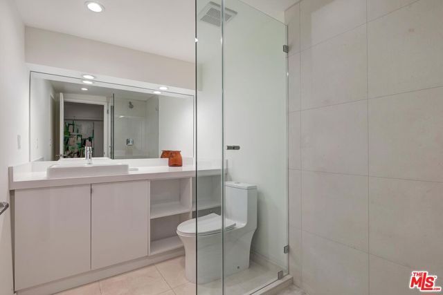 7586 Woodrow Wilson Drive, Los Angeles, CA 90046