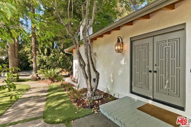 7586 Woodrow Wilson Drive, Los Angeles, CA 90046
