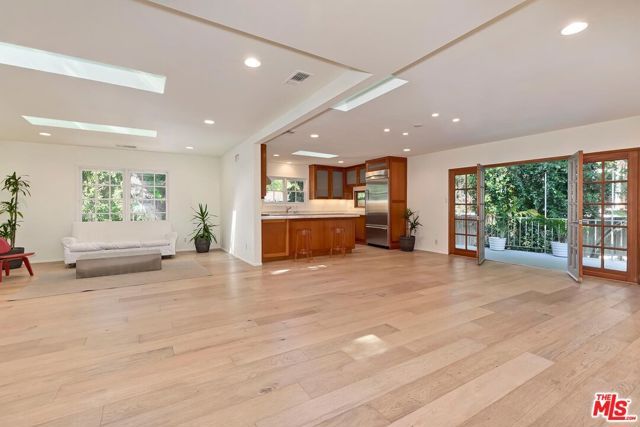 7586 Woodrow Wilson Drive, Los Angeles, CA 90046