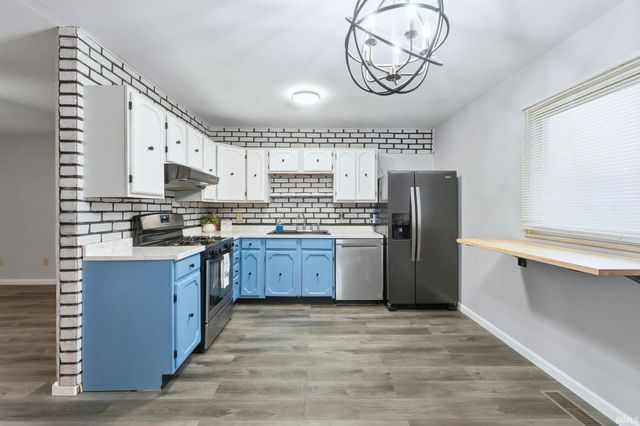 7619 Worth Drive, Fort Wayne, IN 46819