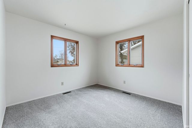 7619 Worth Drive, Fort Wayne, IN 46819