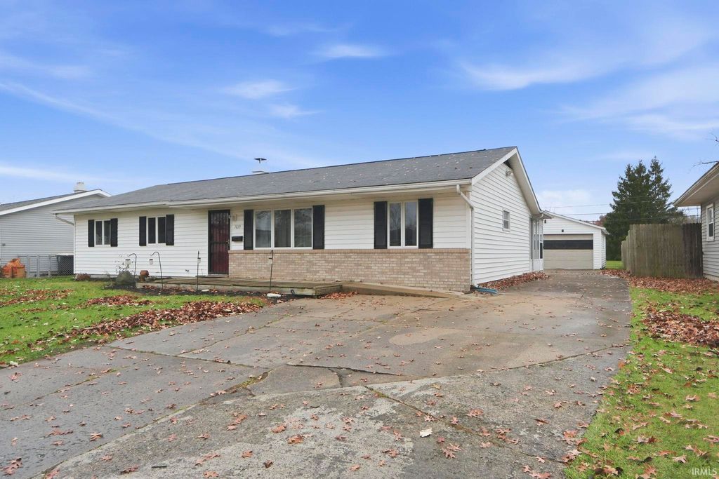 7619 Worth Drive, Fort Wayne, IN 46819