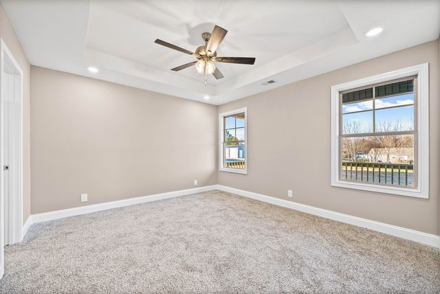 167 Arkansas Ave, Oak Grove, KY 42262