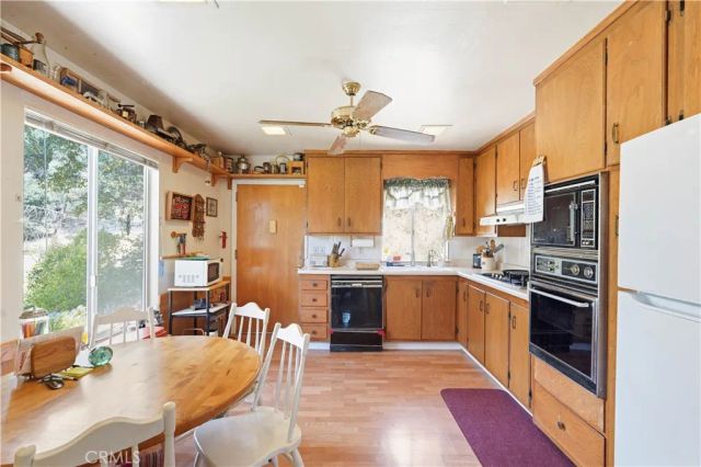 70 Barbara, Glenhaven, CA 95443