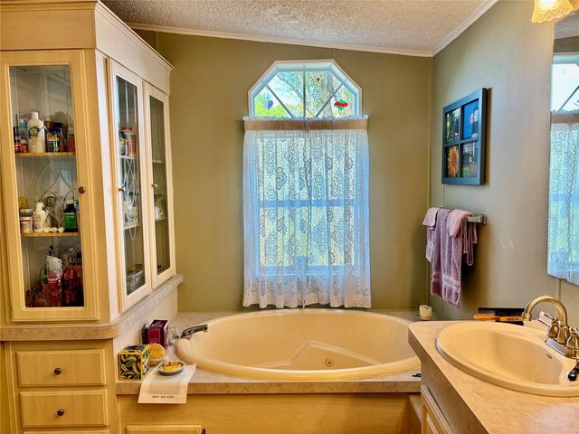 6600 SCENIC POINT DRIVE SE, Winter Haven, FL 33884