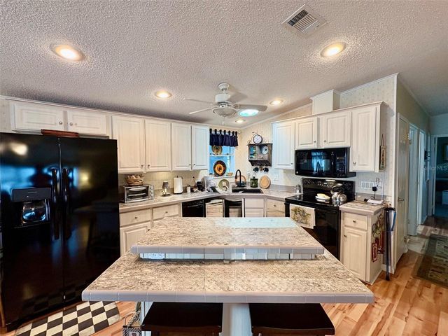 6600 SCENIC POINT DRIVE SE, Winter Haven, FL 33884