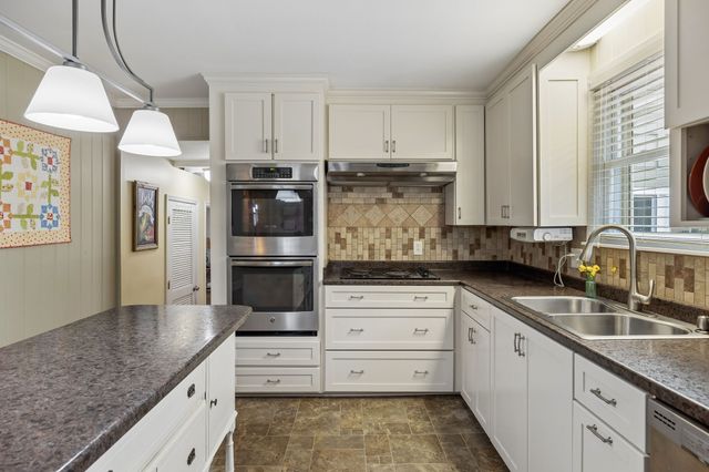 2913 Fernbrook Ln, Nashville, TN 37214