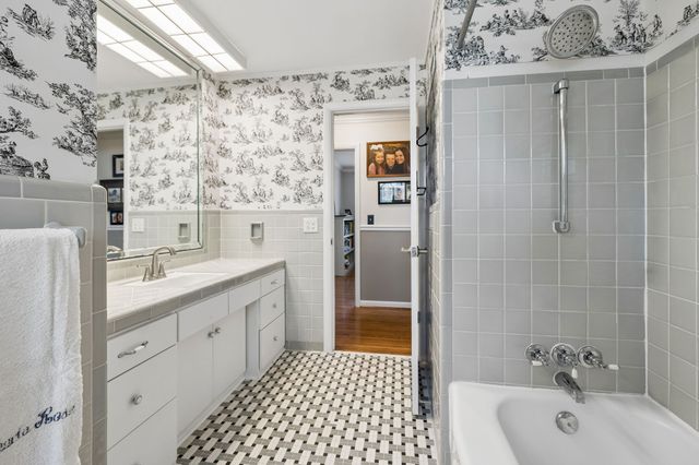 2913 Fernbrook Ln, Nashville, TN 37214