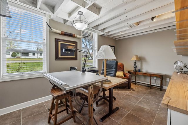 2913 Fernbrook Ln, Nashville, TN 37214